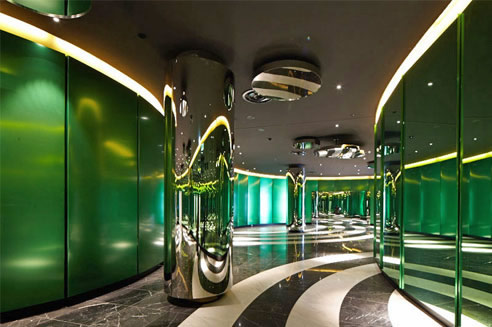 modern foyer green