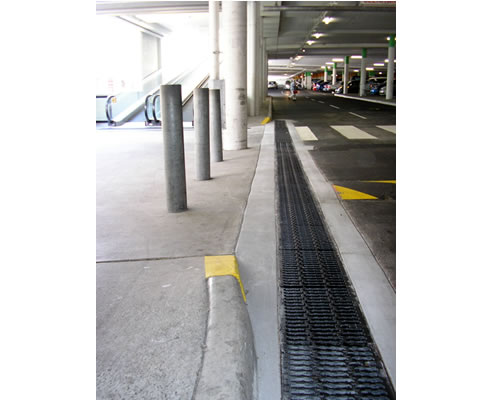 anti-slip heelsafe drainage at booval shopping centre