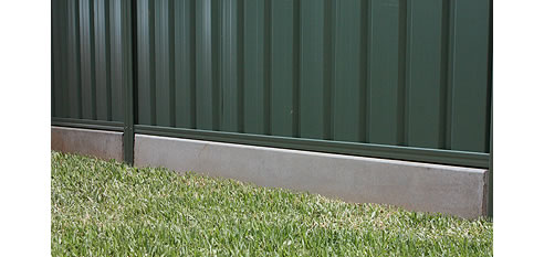 underfence plinth