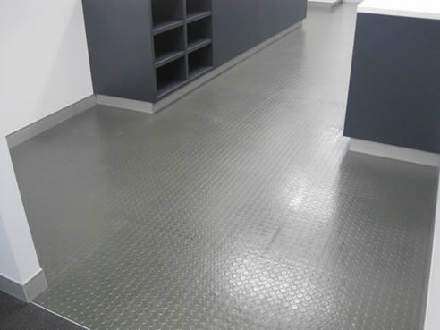 grey rubber flooring