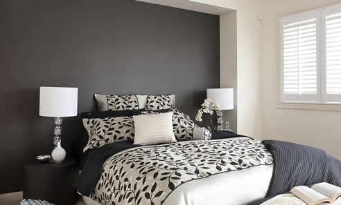 grey feature wall bedroom