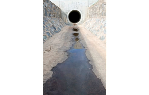 concrete water pipe