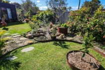 	Modular Metal Edging System for Gardens by FormBoss	