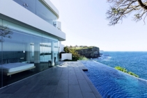 	Oversized Curved Glass Panels by Bent & Curved Glass	