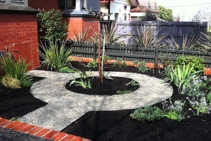 	Round Garden Edging for Landscaping by FormBoss	