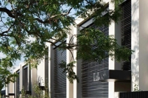 	Wire Guides vs Side Channels for External Venetians by evaya	