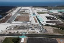 	Concrete for Brisbane Airport Runway by The Nielsen Group	