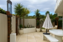 	Timber-Look Screening Solutions with DecoBatten® by DECO Australia	