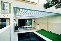 Open Sky Louvre Roof for Paddington Home by Eurola