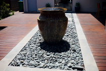 Sulu Black Flat Pebbles from DecoR Stone
