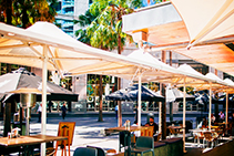 Alfresco Umbrellas - Dining Out of COVID-19 with MakMax