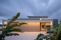 	Aluminium Cladding Garage Doors by DECO Australia	