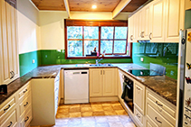 Colour Kitchen Splashbacks from Innovative Splashbacks