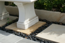 	Black Polished Pebbles for Gardens by Simons Seconds	