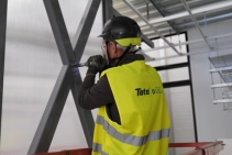 	Advantages of Ceiling Supported Aisle Containment System by Tate	