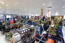 4 Way Clothes Rack for Retail Shops by SI Retail