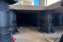 	Adjustable Pedestals for Paving at Horizon on the Harbour by Pasco	