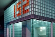 	Solid Glass Bricks Application by Obeco Glass Blocks	