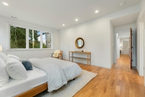 	Low Odour Paint for Ceilings by Dulux	