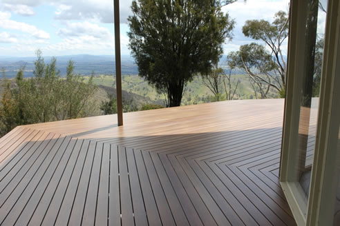 timber look aluminium decking