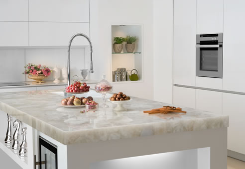 white quartz kitchen bench top