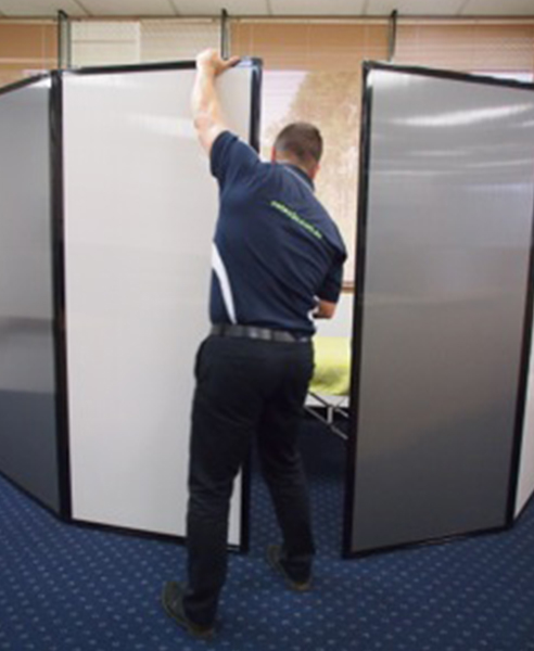 Freestanding Portable Privacy Screen (Polycarbonate)