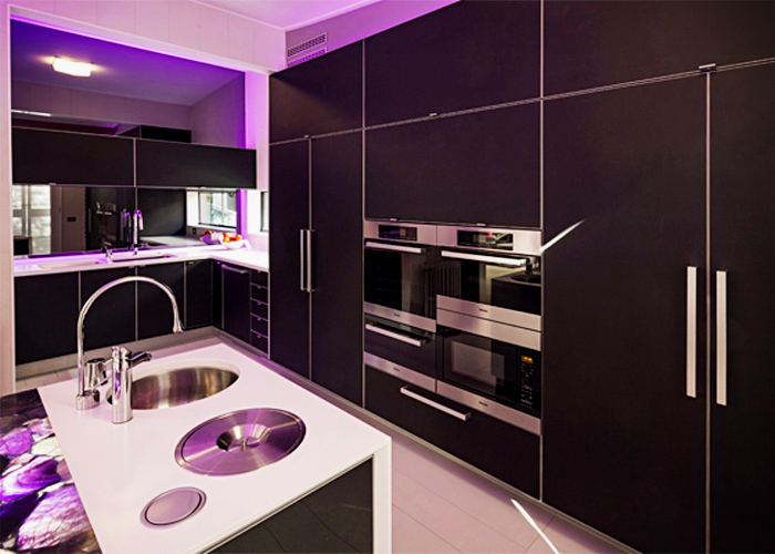 Contemporary Kitchen with Perspex Frost from Mitchell Group