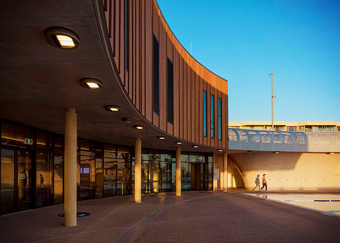 Custom Exterior Luminaires for Scarborough Beach by WE-EF