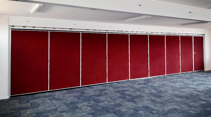 Operable Walls for Googong Anglican School from Bildspec