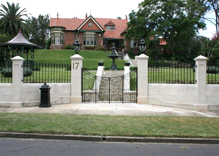 Custom Sandstone Piers from Clonestone Australia