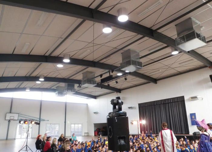 Daylighting System for Schools and Gymnasiums by Solatube