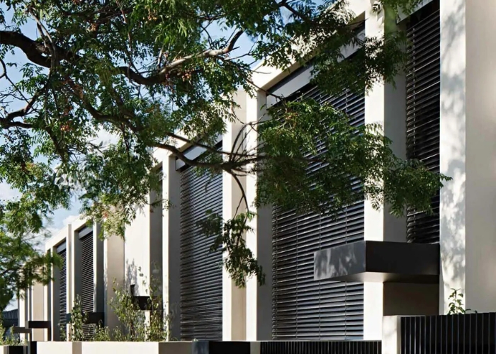 Wire Guides vs Side Channels for External Venetians by evaya