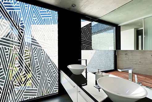 deocrative window film used in bathroom for privacy