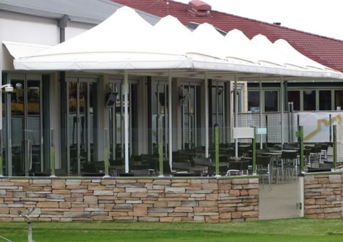 warragul country club terrace umbrellas
