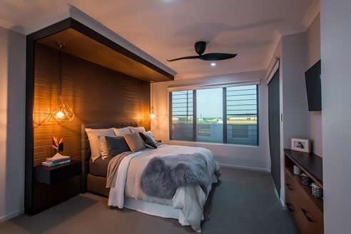 bedroom louvres with flyscreens