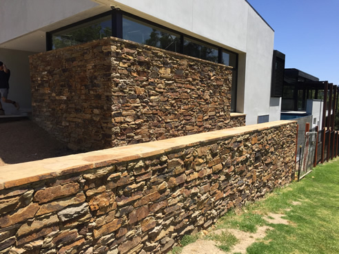 Castlemaine Slate Clad Wall