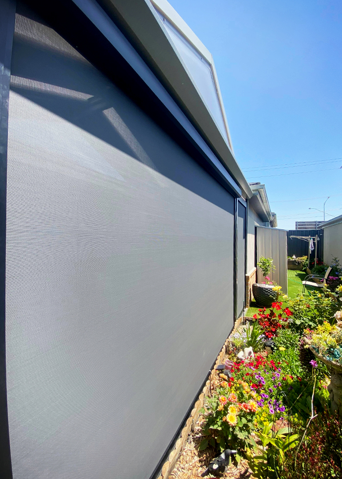 Side-Tracking Exterior Blinds - Solare Verticali by Undercover