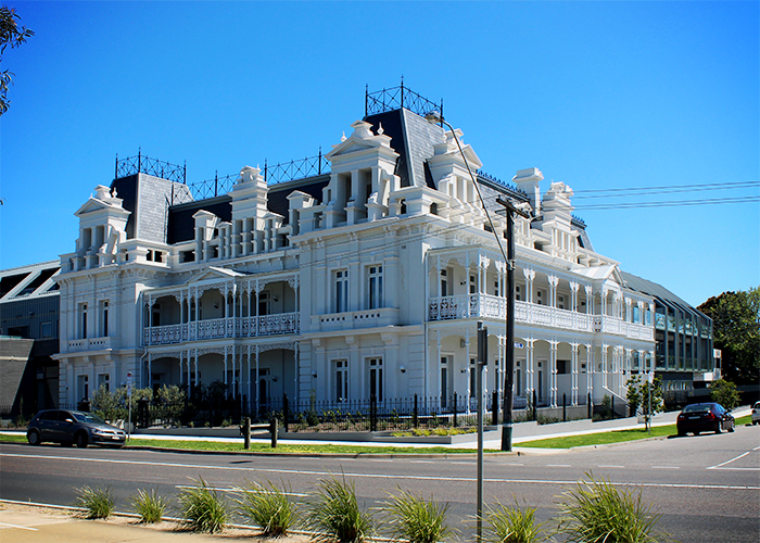 Commercial Moulding & Columns for Beaumaris Hotel by Unitex