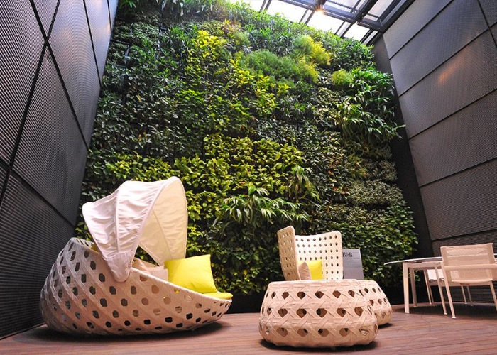Vertical Gardens for Commercial Spaces by Elmich