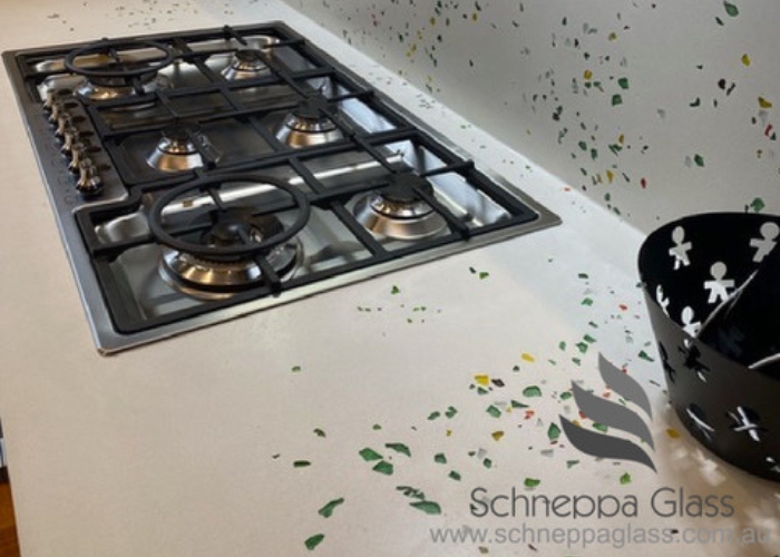 Beautiful Bespoke Benchtop With Feature Glass from Schneppa Glass