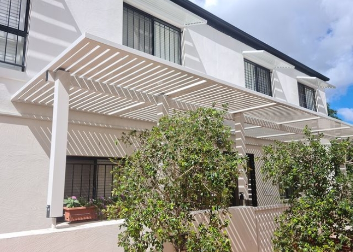 Types of Awnings from Superior Screens