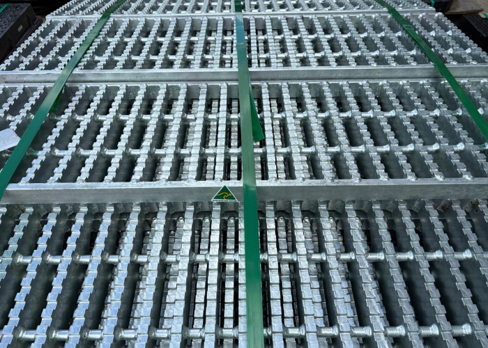 Serrated Grating for Heavy Industrial Applications by EJ Australia