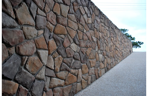 stacked stone cladding wall