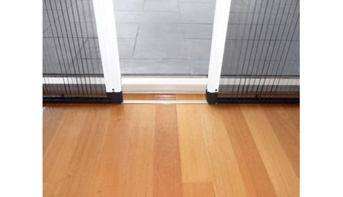 pleated retractable insect screen
