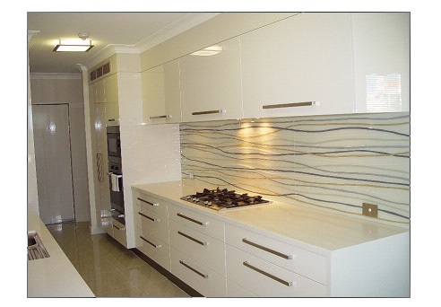 colour back glass splashback