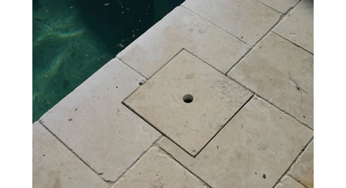 travertine poolside pavers