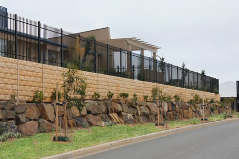 concrete panel retaining wall