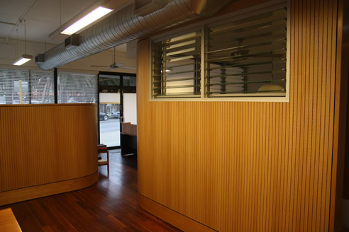 eco-tect office with decorlini panels