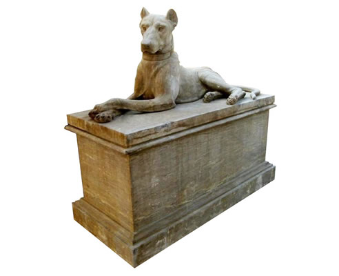 dog statue