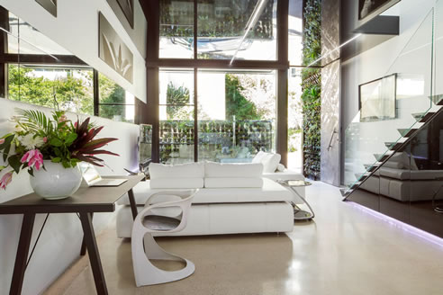 forest lodge eco house interior